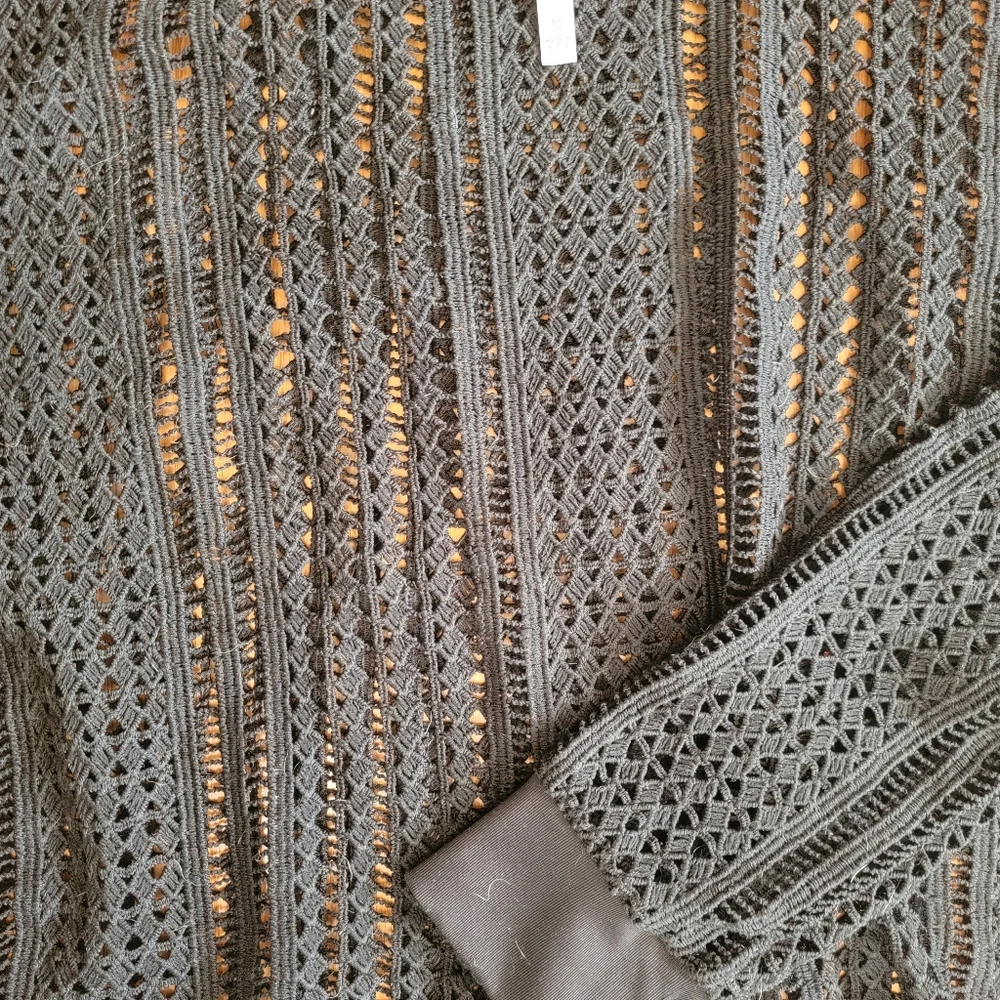 Fabletics top. - Picture 4 of 4
